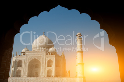 Taj Mahal archway view