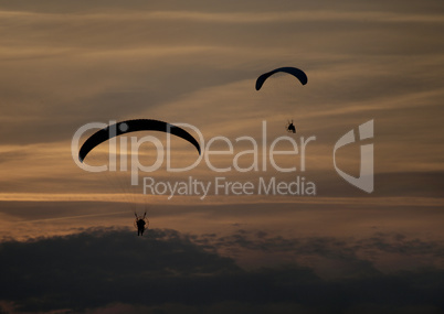 Two Paraglider