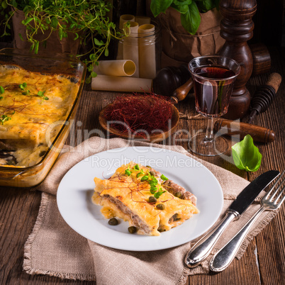 Cannelloni with mince filling and capers