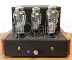 vacuum tube amplifier