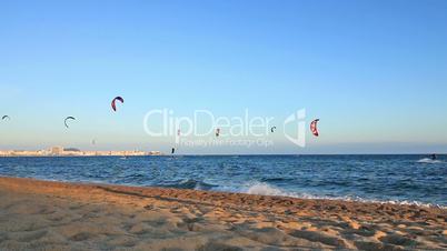 Many Kitesurfers in Spain