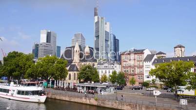 Mainufer in Frankfurt