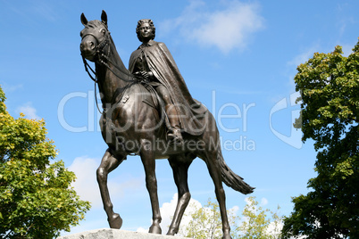 Statue of Queen Elizabeth II