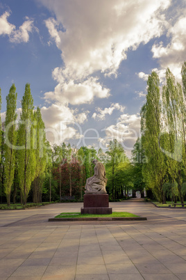 Statue of Woman