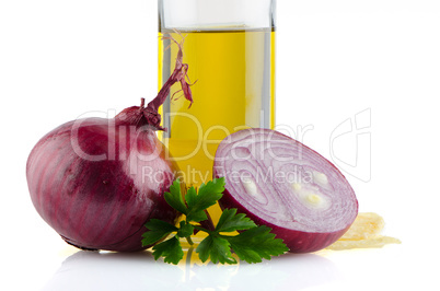 Red onions and olive oil