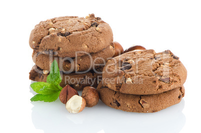 Chocolate cookies with mint leaves