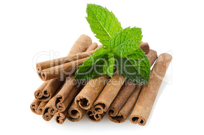 Cinnamon sticks