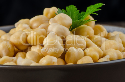 Chickpeas in a brown bowl