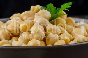 Chickpeas in a brown bowl