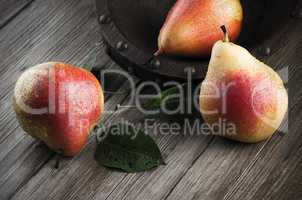 Fresh pears