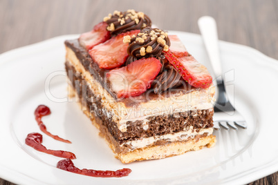 Chocolate strawberry cake