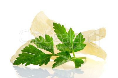 Potato chips and parsley