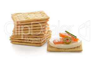 Crackers with cheese and tomato