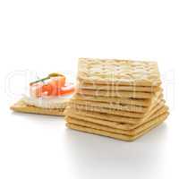 Crackers with cheese and tomato