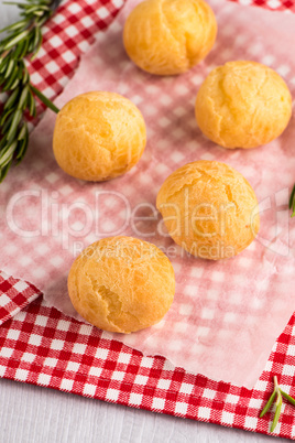 Brazilian cheese buns