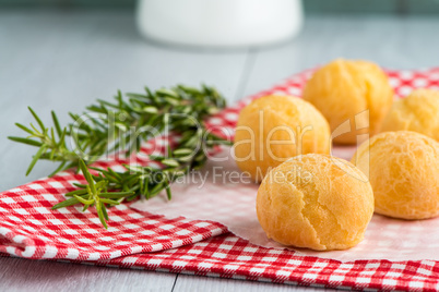 Brazilian cheese buns