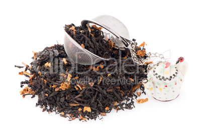 Black dry tea with petals