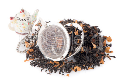 Black dry tea with petals