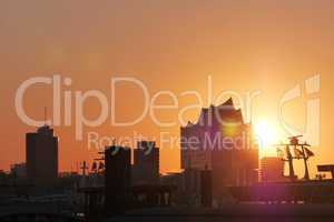Elbphilharmonie bei Sonnenaufgang