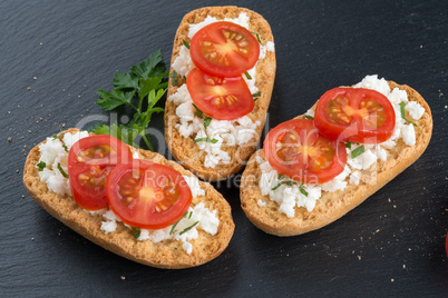 Bread with cottage