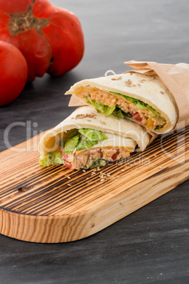 Tortilla with chicken and vegetables