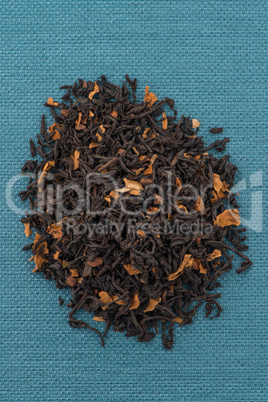 Black dry tea with petals