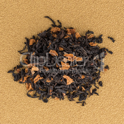 Black dry tea with petals