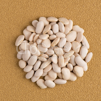 Circle of white beans