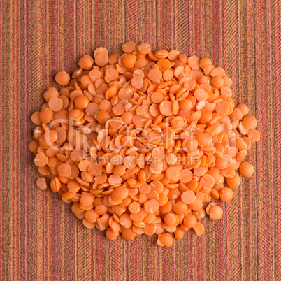 Circle of peeled lentils