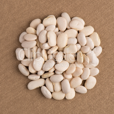 Circle of white beans