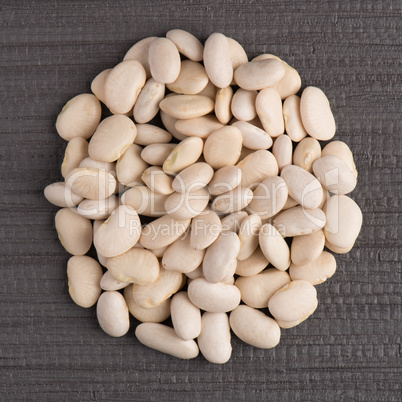 Circle of white beans