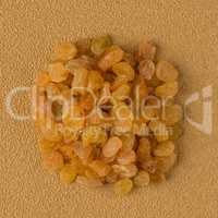 Circle of golden raisins