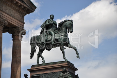 Reiterstandbild an der Alten Nationalgalerie in Berlin