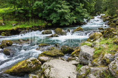 Ein Wasserfall in Norwegen