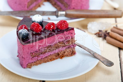 blueberry and raspberry cake mousse dessert