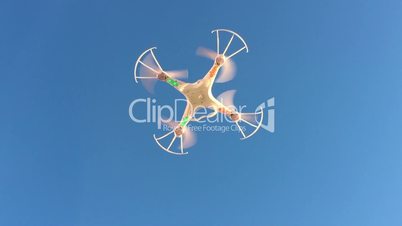 Quadrocopter drone toy