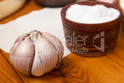 Garlic head and salt