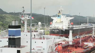 Schiffe fahren durch den Panama Kanal, Panama Canal