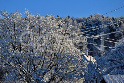 Über den schneebedeckten Dächern von Prebensdorf-Stadt