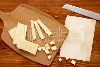 Bread croutons