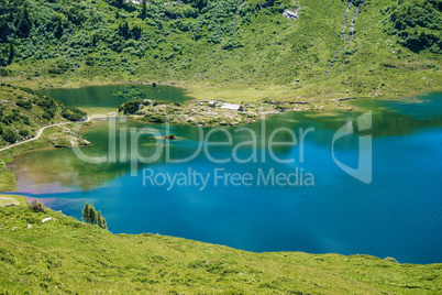 Murgsee mit Berggasthaus