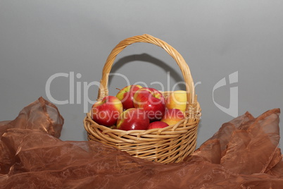 Basket with apples