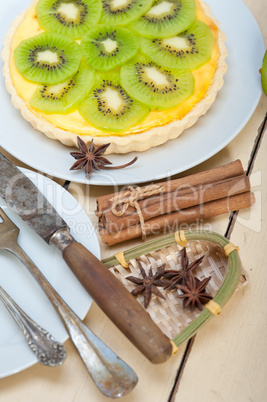 kiwi  pie tart and spices