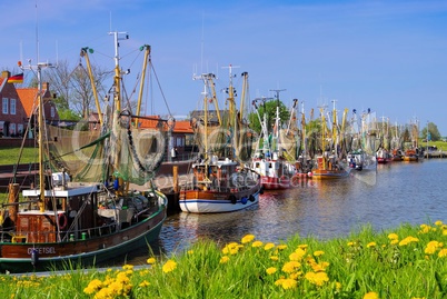 Greetsiel Hafen - Greetsiel harbour 01