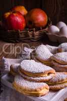 fruity apple cinnamon mostbiscuits