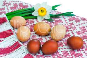 Easter: colored Easter eggs on the beautiful cloth.
