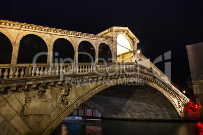 Rialto bridge (Ponte di Rialto) in Venice, Italy