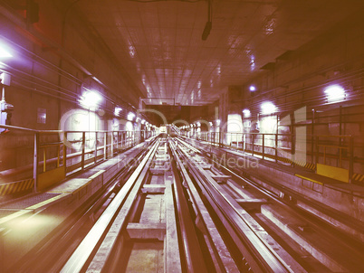 Tube tunnel vintage