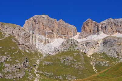 Sella Gruppe Seilbahn - Sella group in Dolomites ropeway