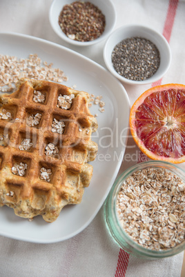 Belgische Waffeln mit frischen Beeren